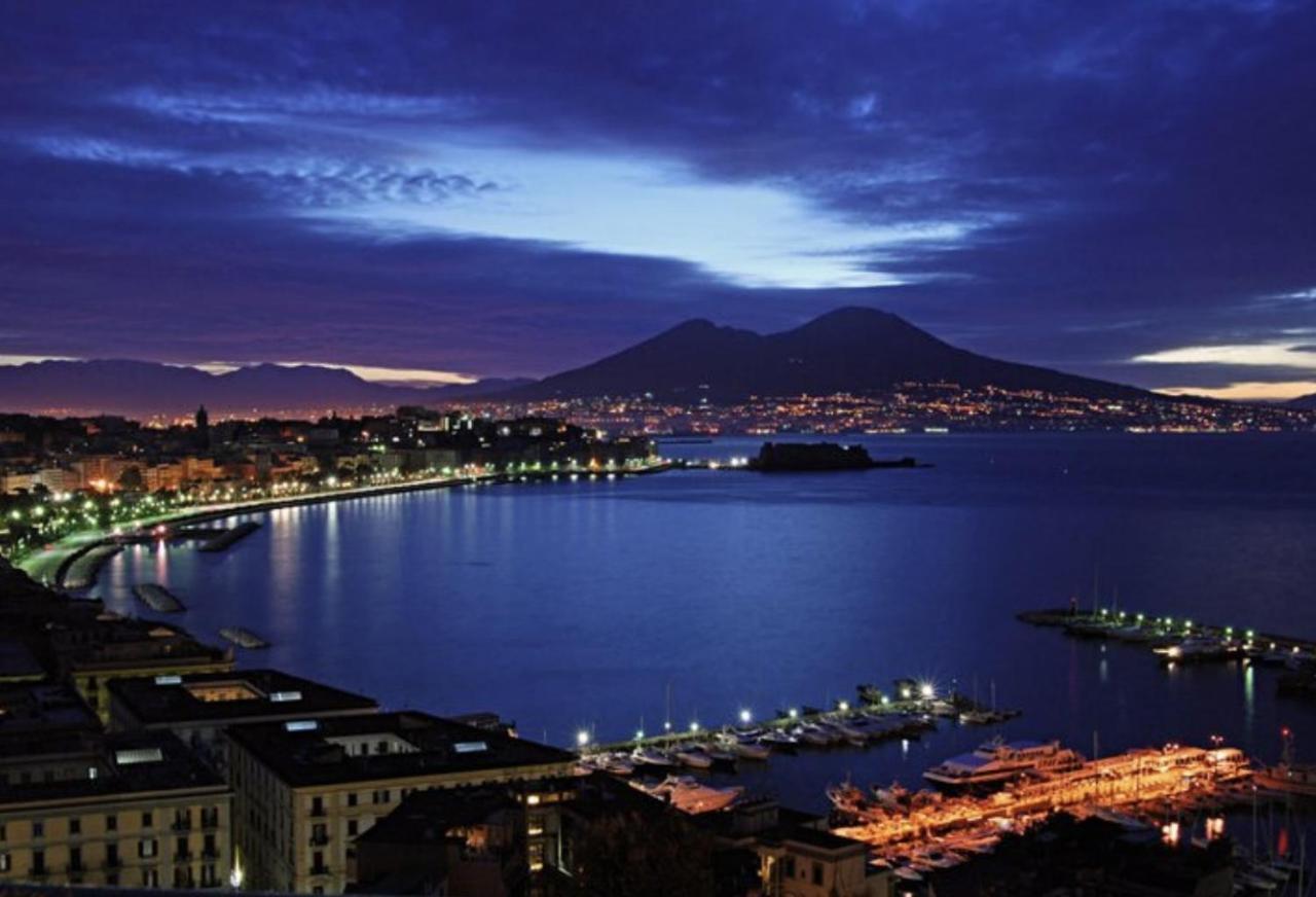 House Relax Bella Napoli Apartamento Exterior foto